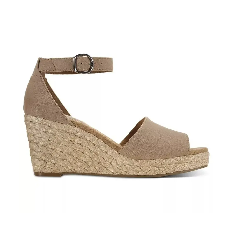 Style & Co. Women's Seleeney Wedge Sandals Light Taupe Size 10 M